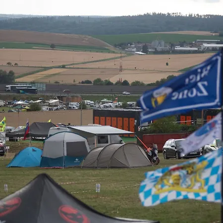 キャンプ場 Motogp *